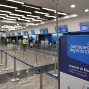 Paro de pilotos: 37 mil pasajeros afectados y 319 vuelos cancelados