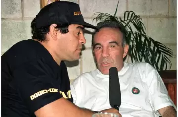 Diego Armando Maradona junto a Alfredo Cahe