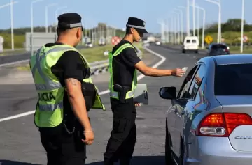 Cmo autorizar a otra persona a manejar tu vehculo