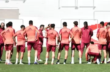 River se prepara para enfrentar a Colo Colo.