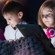 La DGE enciende las alarmas: ¿tus hijos son esclavos de sus celulares?
