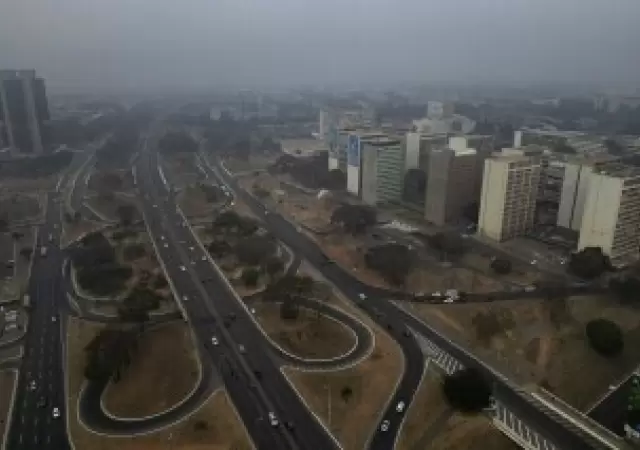 La capital brasilea se encuentra envuelta en un humo txico, aunque todava no se informan evacuaciones.