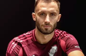 Germn Pezzella una de las caras de la nueva campaa de River Plate.