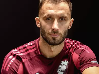 Germn Pezzella una de las caras de la nueva campaa de River Plate.