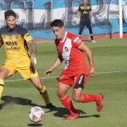 Fausto Montero palpit el duelo ante Gimnasia y Esgrima