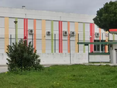 El colegio elemental de una tranquila localidad del pas ibrico se volvi un escenario de violencia extrema.