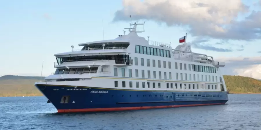 El arribo del Ventus Australis inici oficialmente la temporada de cruceros 2024-2025.