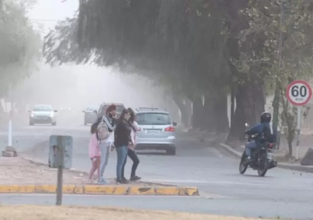 Alerta Zonda! Suspensin de clases en Malarge y San Rafael