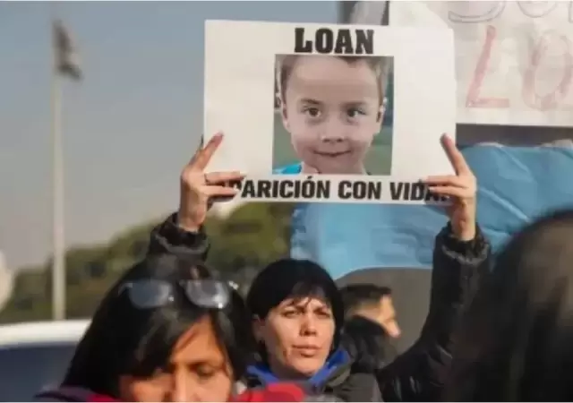 La sociedad correntina sigue marchando para que el ni�o aparezca. (Foto: web)