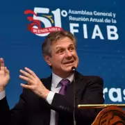 Daza pidi� a empresarios no apostar por d�lar: "El peso fuerte lleg� para quedarse"