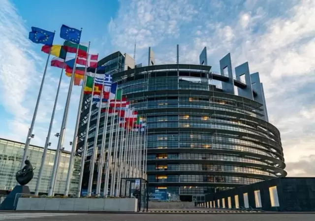 El Parlamento Europeo y una fuerte postura