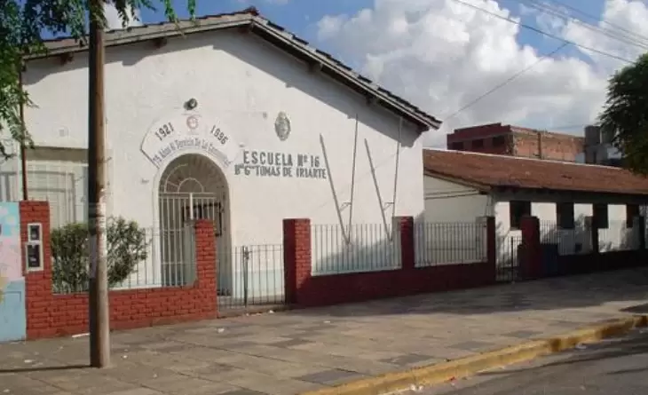 Una escuela lleva el nombre del hroe de tantas batallas. (Foto: web)