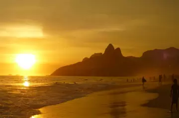 Las playas de Brasil estarn repletas de argentinos.