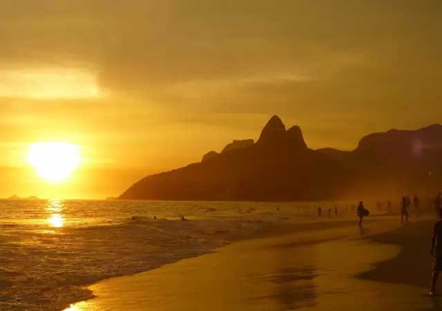 Las playas de Brasil estarn repletas de argentinos.