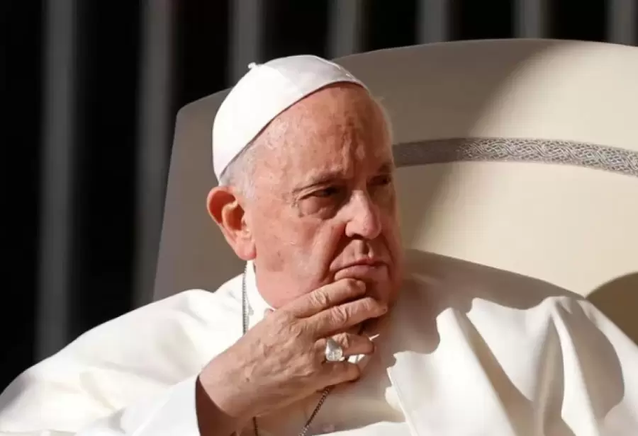 Francisco tuvo que tomar una dura decisi�n en un esc�ndalo de la Iglesia peruana.