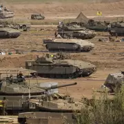 Una brigada de tanques israeles empieza su avance en el Lbano