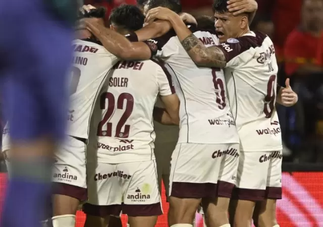 Alegr�a de color Granate.