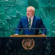 El presidente Lula fue operado de urgencia por una hemorragia intracraneal