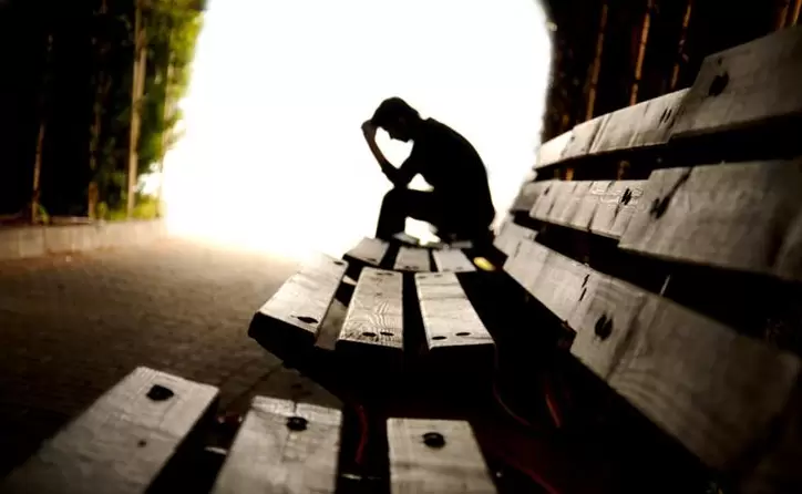 El suicidio es un problema de salud p�blica complejo y multidimensional en el que intervienen diversos factores.
