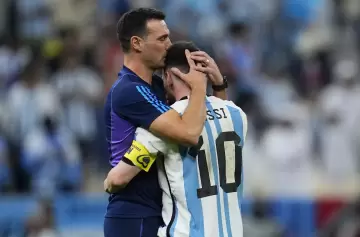 Una imagen que volver repetirse: Scaloni y Messi