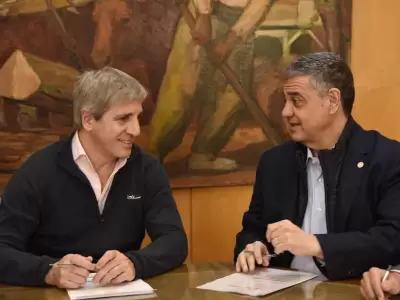 El ministro de Economa Luis Caputo junto al jefe de Gobierno porteo, Jorge Macri. (Foto: archivo web)