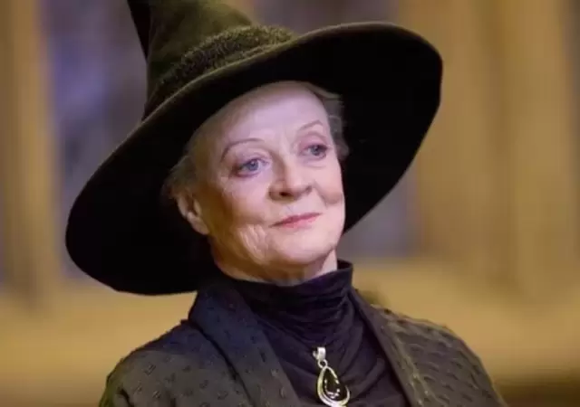 Maggie Smith en el rodaje de Harry Potter.