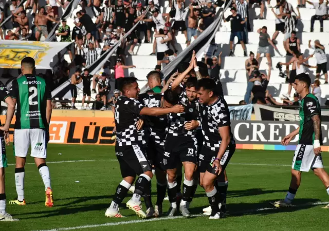 La alegr�a es solo blanquinegra tras el triunfazo ante Chicago