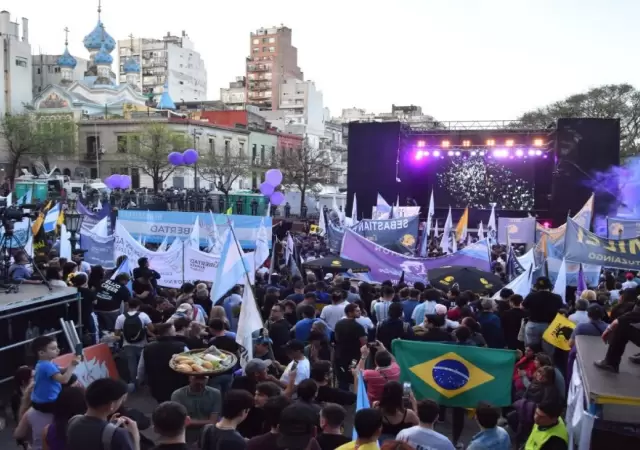 "Es verdad que Javier Milei tiene centralidad de figura pol�tica, pero ya no es m�s el �nico que fija de qu� temas hay que hablar" (Nayet Kadami�n)