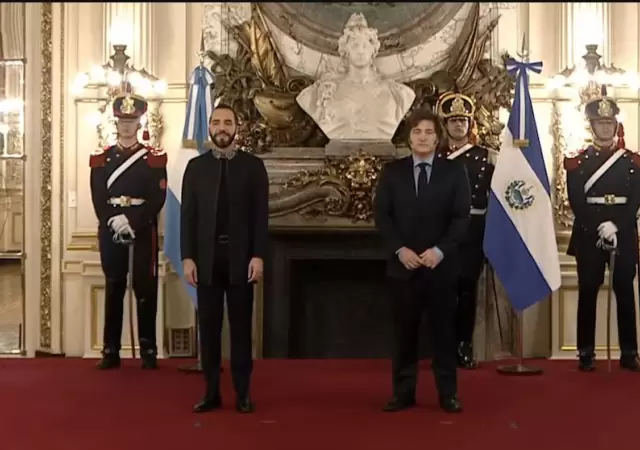 Tras una herm�tica agenda de 4 d�as, Bukele comenz� con sus actividades oficiales en Argentina.