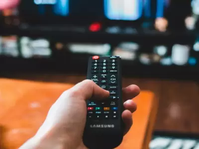 Adis, Magis TV! Descubr la alternativa legal y segura para ver miles de canales gratis