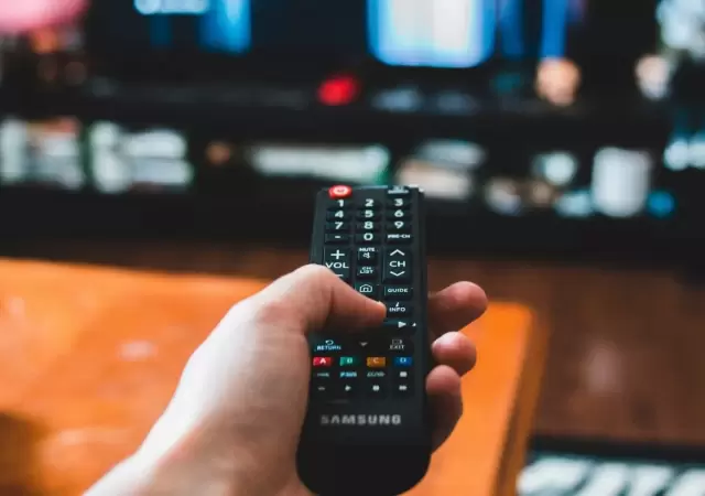 Adis, Magis TV! Descubr la alternativa legal y segura para ver miles de canales gratis