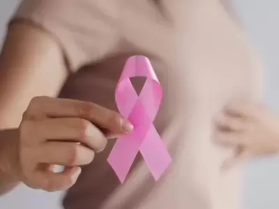 El 19 de octubre, el D�a Mundial de la Lucha contra el C�ncer de Mama, para sensibilizar y concientizar a la sociedad.