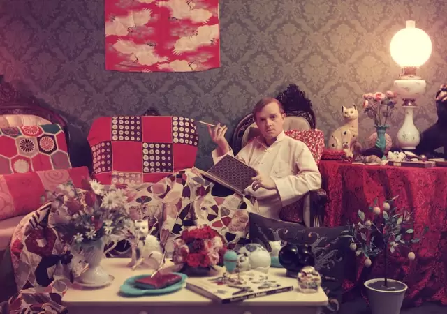 Truman Capote en su departamento de Brooklyn Heights, en Nueva York.