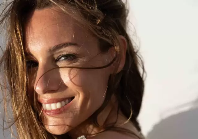 Pampita est� en Chile, lejos de la prensa local.