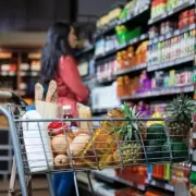 La paradoja de los precios: comprar en Argentina cuesta m�s que en Chile