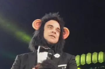 Robbie Williams sorprende al mundo: se transforma en un simio en su biopic!