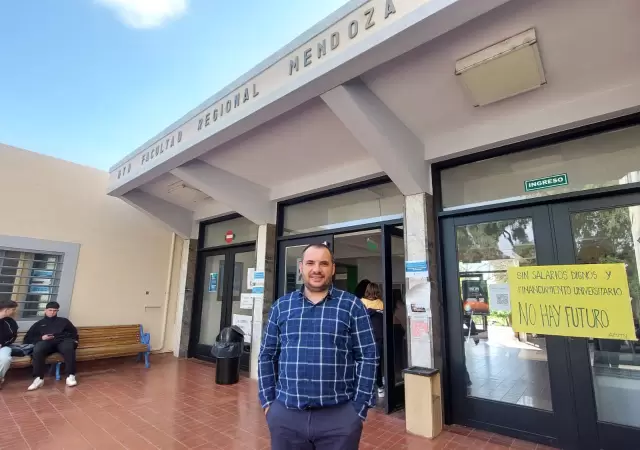 Ingeniero Electromec�nico y titular del gremio que nuclea los docentes de la UTN (FAGDUT), Carlos Tarquini
