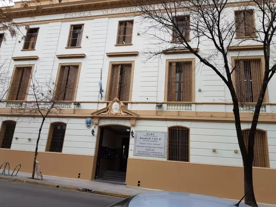 escuela n� 7  en la ciudad de buenos aires que lleva el nombre del escritor, periodista y politico.