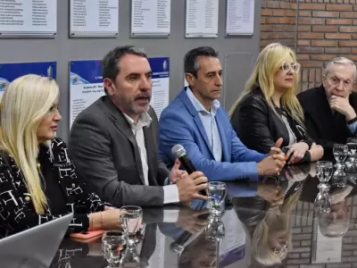 Difonso present� un proyecto ambicioso para la provincia.