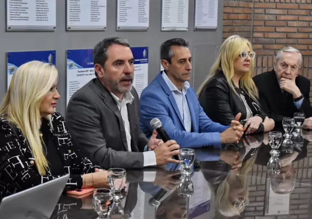 Difonso present� un proyecto ambicioso para la provincia.