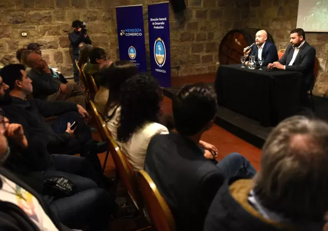 Inter�s de los comerciantes