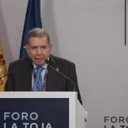 Gonz�lez Urrutia volver� a Venezuela y dice que asumir� la presidencia