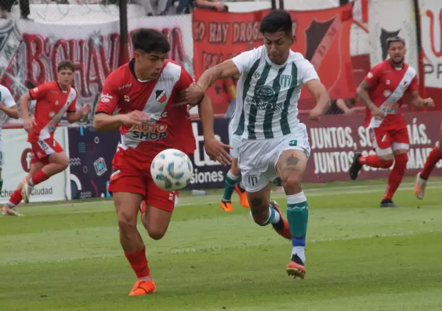 Deportivo Maip� empat� con San Miguel