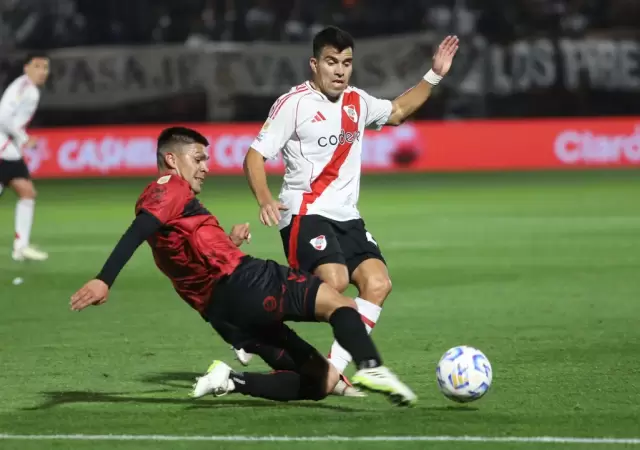 River empat� con Platense