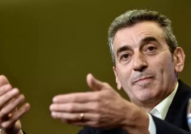 Randazzo renuncia al PJ y arremete contra Cristina Kirchner