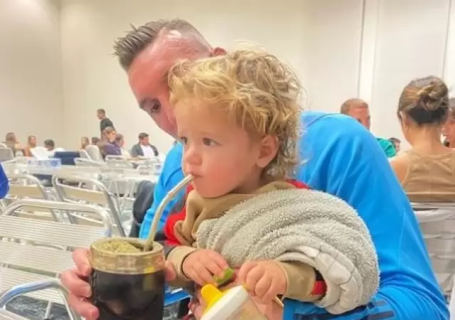 Franco Armani con su hijo