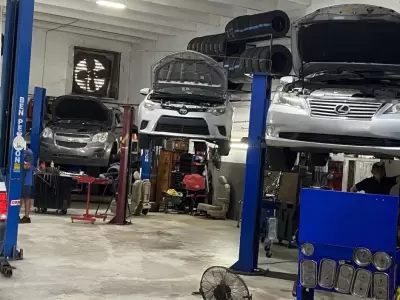 Auto en el taller.