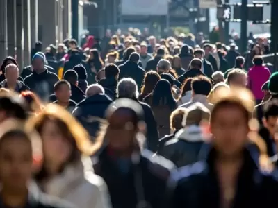 "Tenemos un descenso entre 5% y 7%, con respecto a la expectativa positiva que tienen las personas" (Cristian Solmoirago)