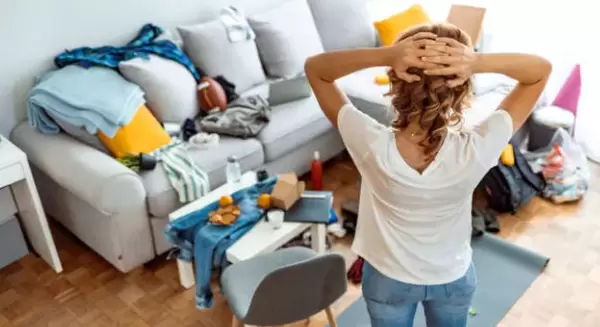 Es muy normal ver habitaciones de adolescentes o jóvenes que están desordenadas.