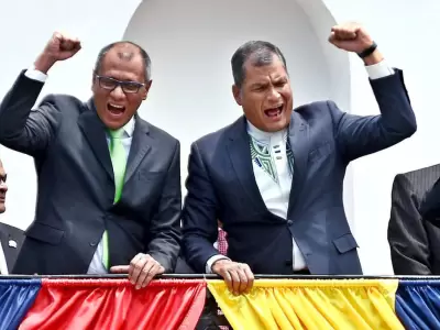 Correa y Glas est�n bajo investigaci�n por favorecer en su mandato a sectores afines con millonarios contratos gubernamentales.